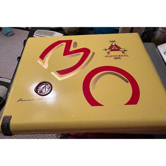 Montecristo "Epic" Empty Cigar Box, No Cigars.  Glossy Finish. Great For Storage - Picture 1 of 7